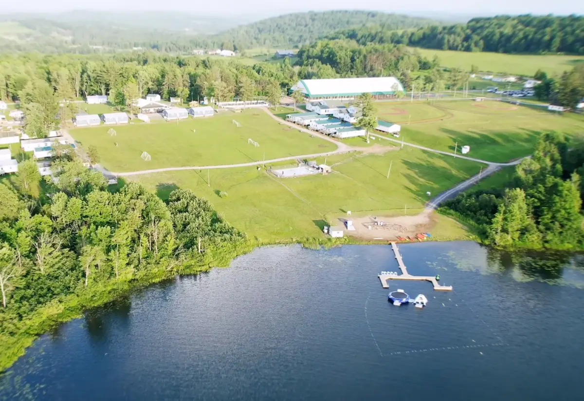 Camp Mesorah is an Orthodox Jewish camp that has been beloved for more than three decades (Camp Mesorah/YouTube)