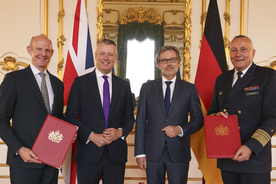 german-uk-defence_ties_photo.jpg