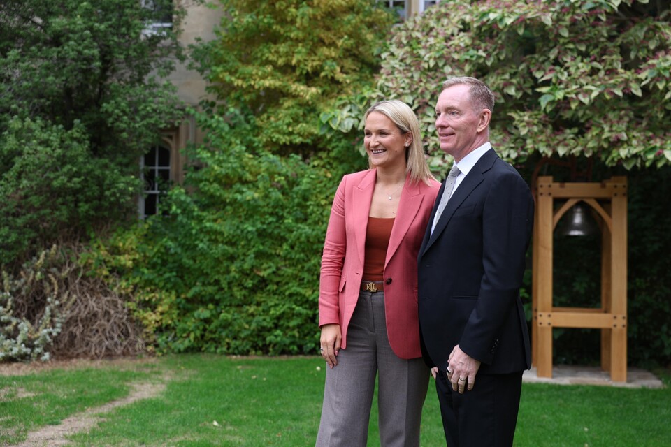 Secretary of State Chris Bryant and Minister for Foreign Affairs and Trade Helen McEntee