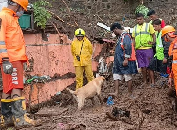 25 Deaths and Several Injured in land sliding in Mumbai