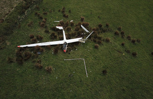 AAIB Report: Rolladen-Schneider LS7, Pilot Suffered a Heart Attack In-Flight