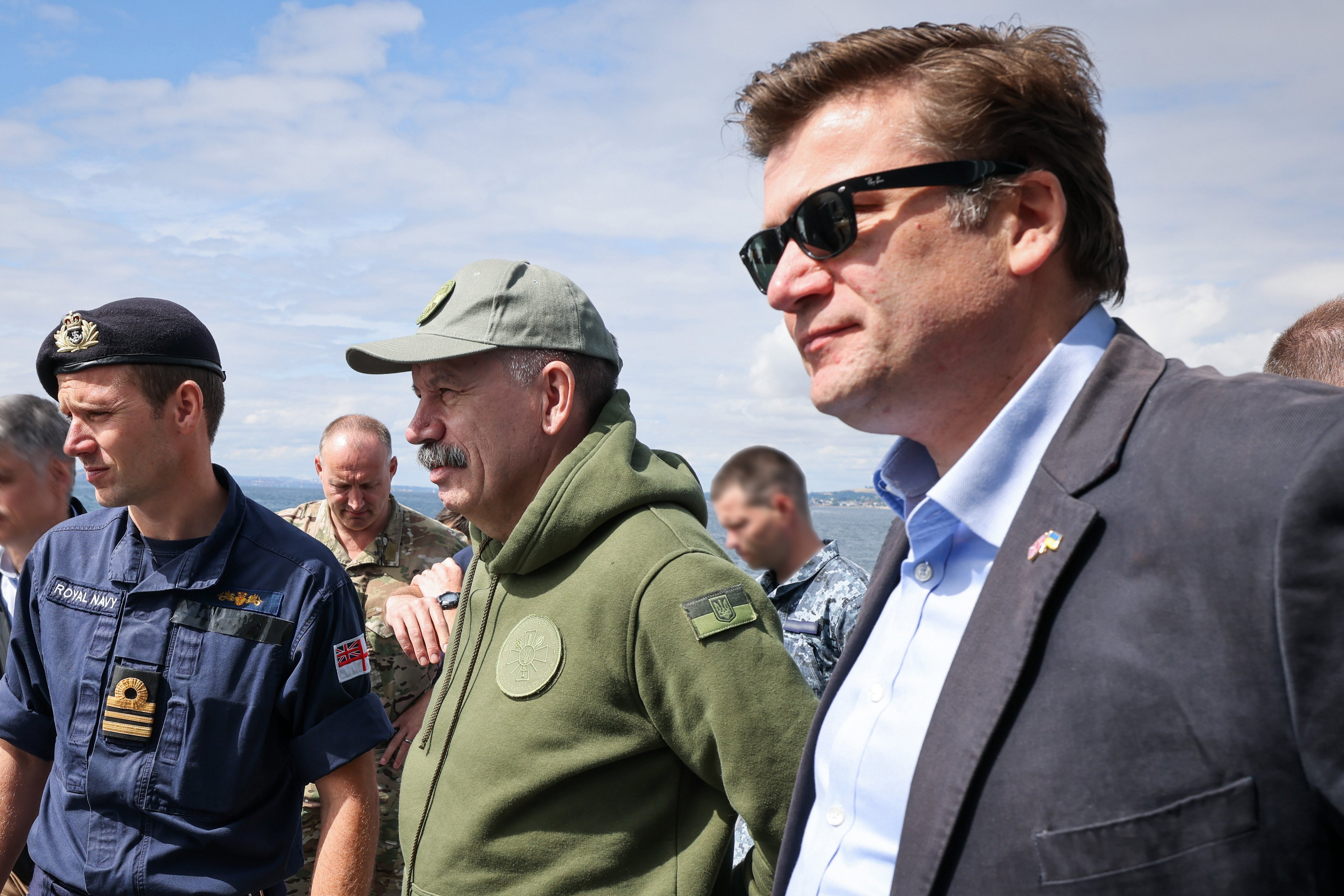 Armed Forces Minister Meets UK troops in Estonia