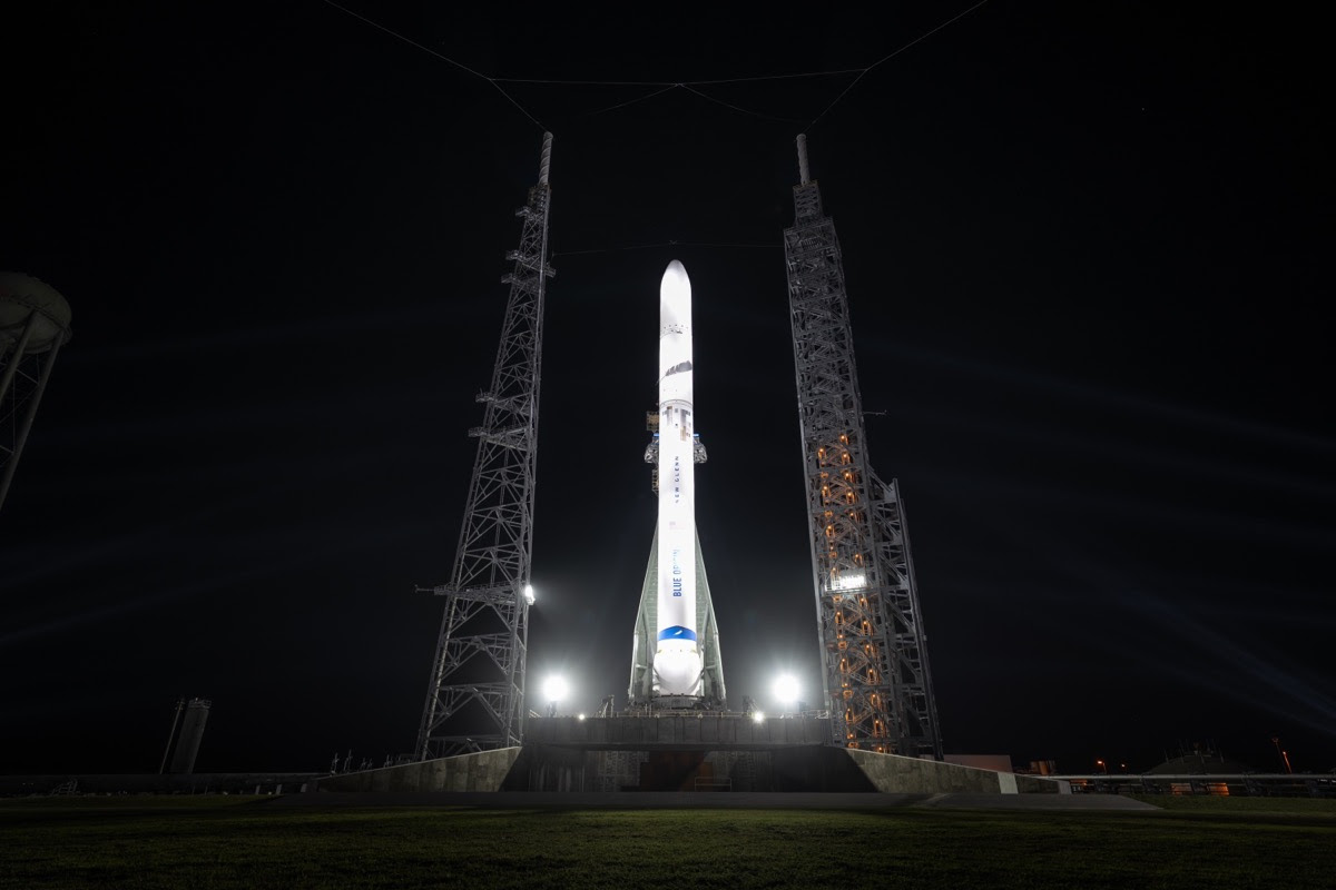 New Glenn rolled out and upended today for the first time on the pad at LC-36 (February 21, 2024).