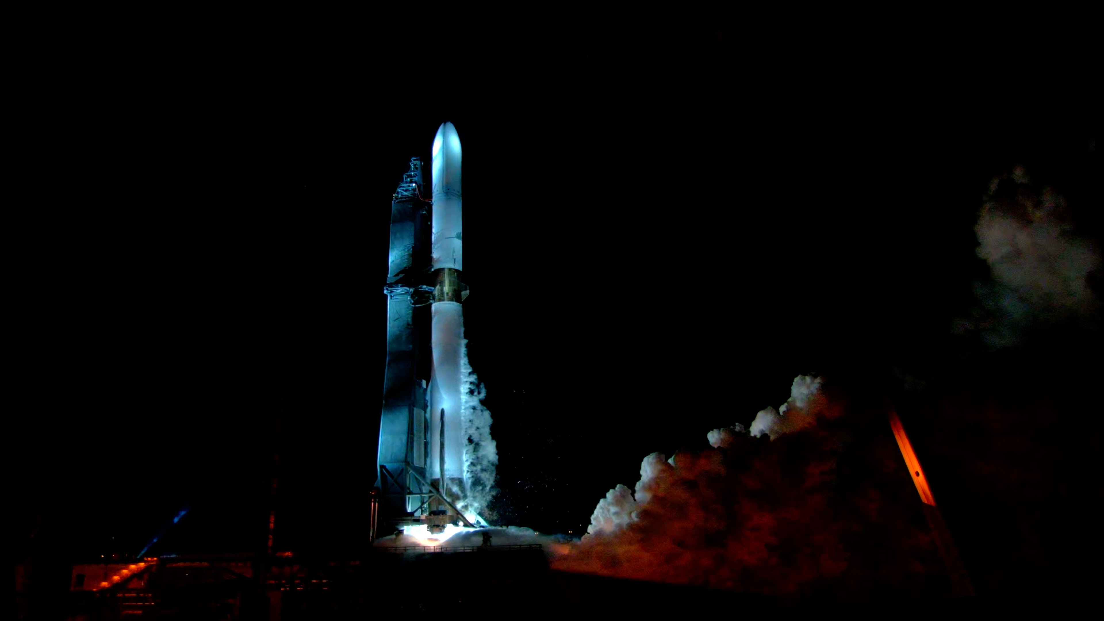 New Glenn during successful integrated launch vehicle hotfire