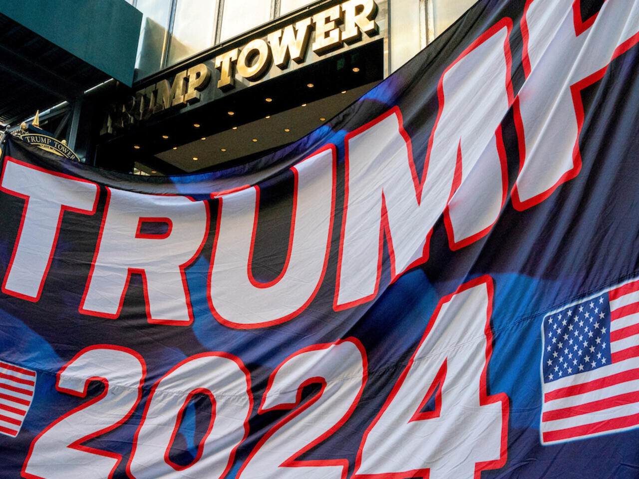 Disqualification of President Trump