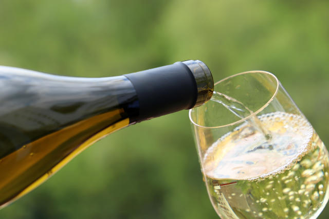 English Sparkling Wine Makers Raise a Glass to New Opportunities