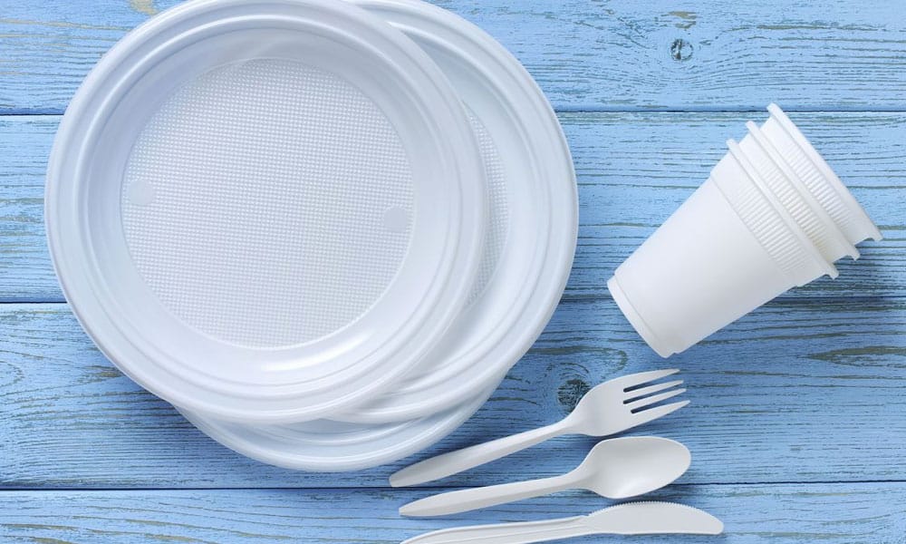 Far-Reaching Ban on Single-Use Plastics in England