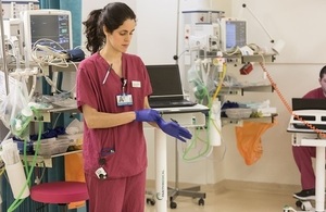 Government Considers More Flexible Training for Healthcare Professionals Switching Discipline