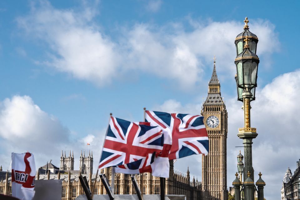 Hong Kongers Offered New Lives as UK Expands Safe and Legal Routes