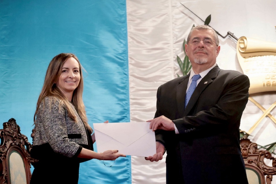 New British Ambassador Presents Credentials to the President of Guatemala