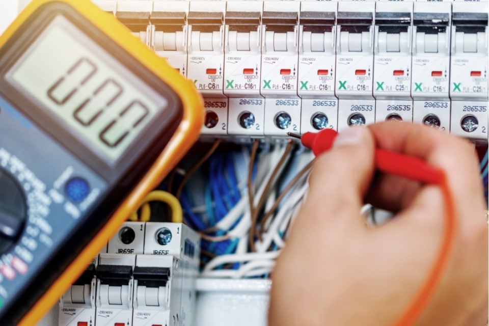 Nottingham Electrician Banned for 5 Years
