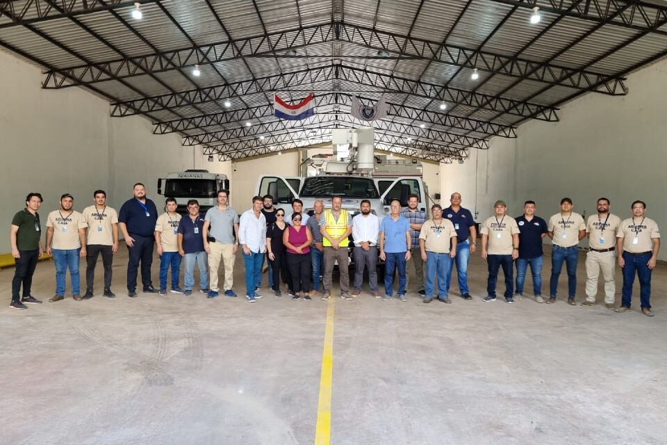 Delegations during their visit to one of the ports in Paraguay