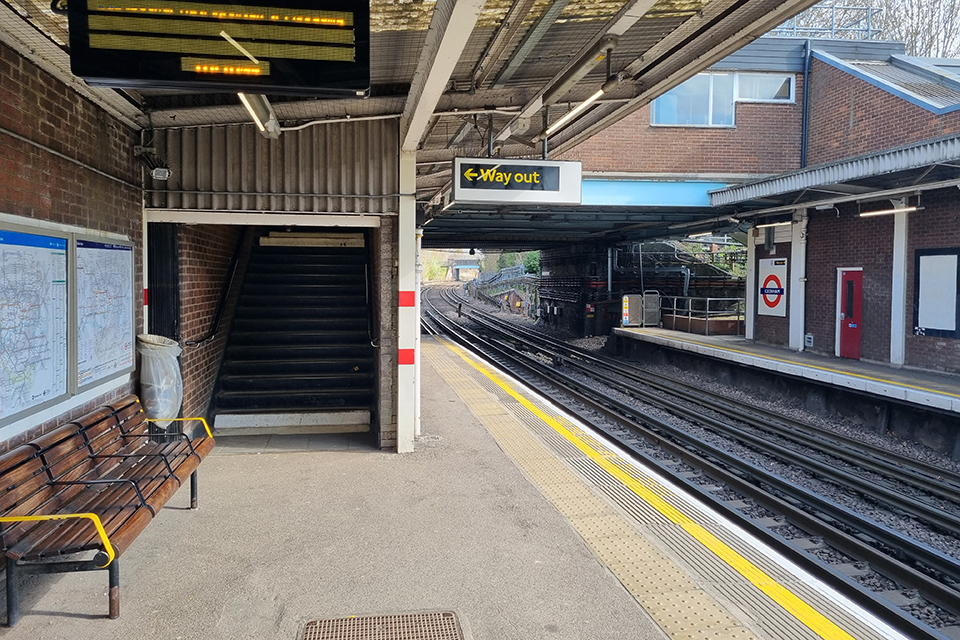 Ickenham Underground Station