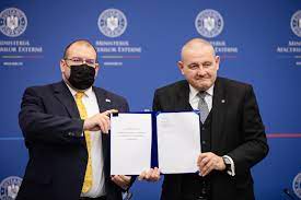 Romania Signs the Artemis Accords