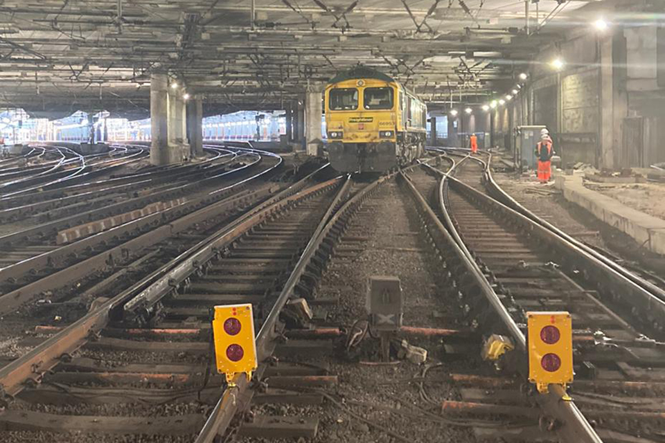 Runaway Engineering Train at London Liverpool Street Station