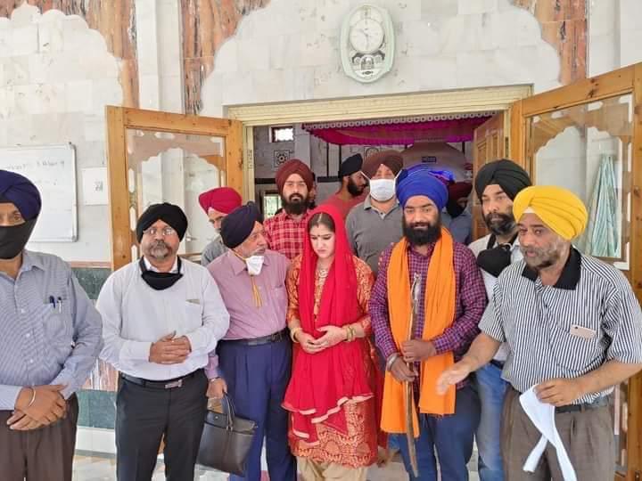 Sikh Girl Abducted Forced to Convert Religion in Kashmir Rescued and Married at Local Gurudwara