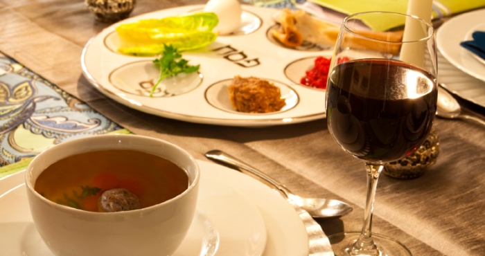 The Seder Night: The Matzot of Rav Meshulam Igra