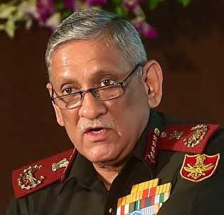 Top Command and His Wife Died in Air Crash
