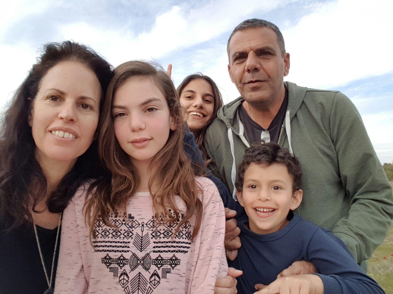 zohar_family.jpeg